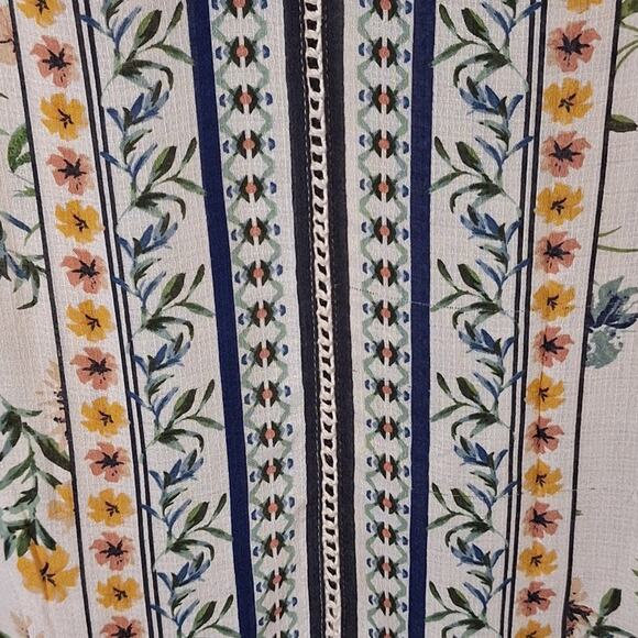 Lucky Brand Shirt Women's Medium Bohemian Floral Ruffle Cottagecore Lightweight - Picture 3 of 9